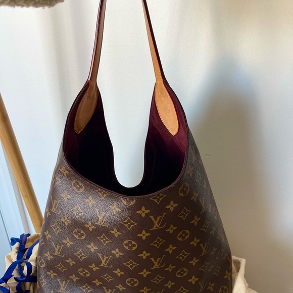 🔥🔥🔥Discontinued Louis Vuitton Monogram Flower Hobo, Pristine condition!🫶🏽 - Picture 14 of 17